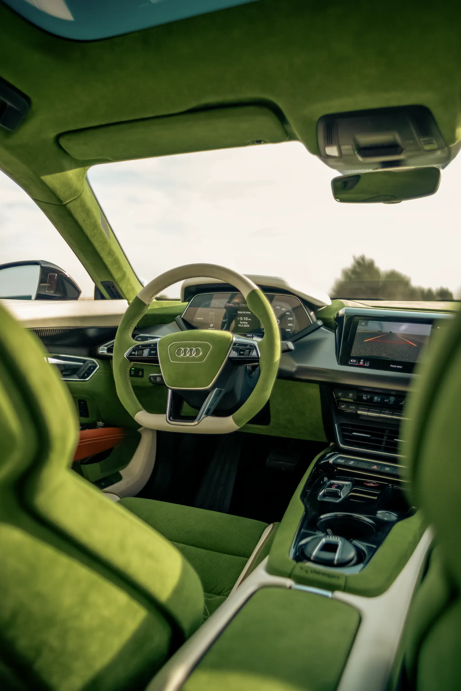 Audi RS e-tron GT cabin, green and cream retrim